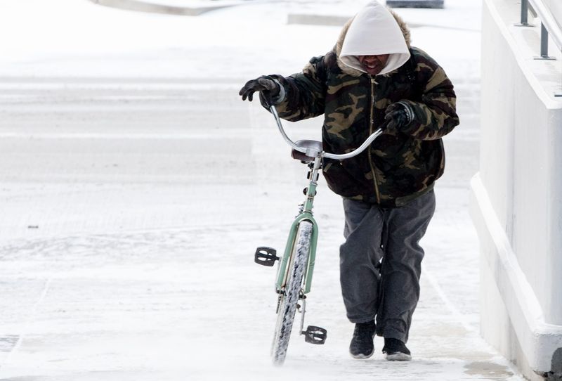 Winter Storm Fern may first hit southern Ohio on Saturday.