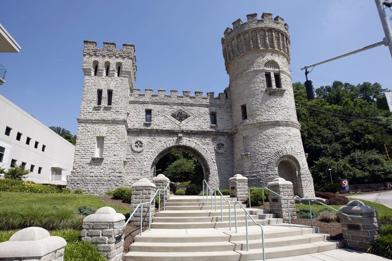 Elsinore Arch at Gilbert Avenue and Elsinore Place outside of WCPO. The arch was built in 1883.