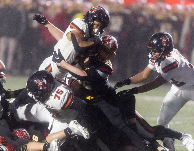 Massillon vs. Big Walnut in a Division II regional final, at Mansfield's Arlin Field, Friday, Nov. 22, 2024.