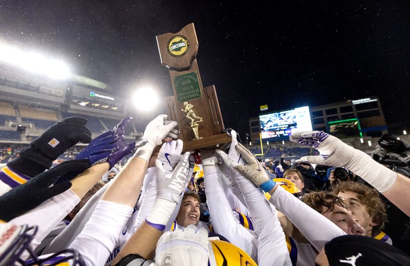Avon celebrates their win over Cincinnati Anderson in their Div. II state championship game at CantonÕs Tom Benson Hall of Fame Stadium Thursday December 6, 2024.