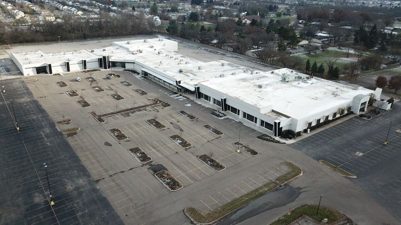 The Columbus City Schools administrative building at 3700 S. High St. (Columbus Dispatch photo by Doral Chenoweth III)