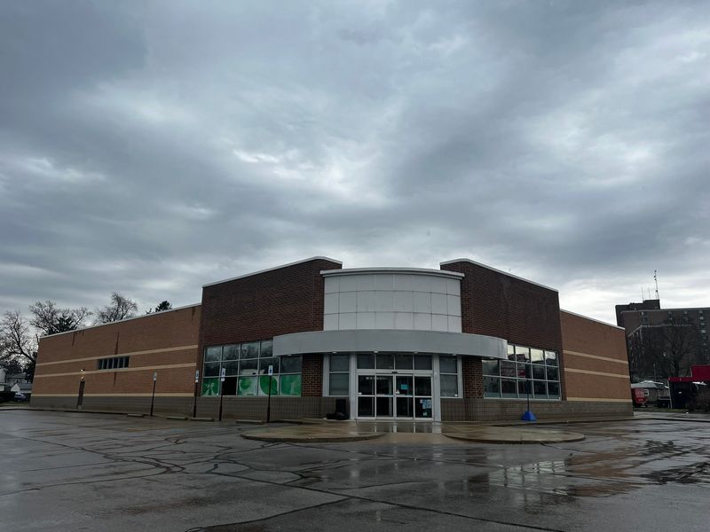 The City of Marion purchased the old Rite Aid building at 332 S. Main St. to use as the new city fire department. After the project was put on pause, Marion Goodwill will lease the location temporarily.