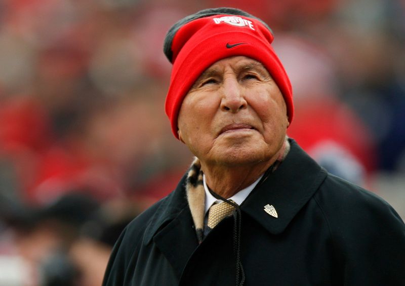 ESPN "College GameDay" analyst Lee Corso will retire after broadcasting the pregame of Ohio State's Aug. 30 game against Texas.