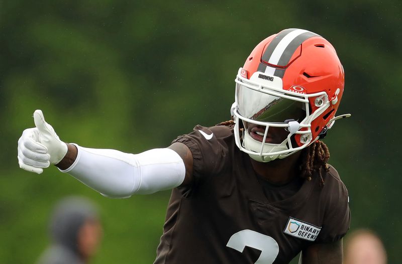 Cleveland Browns wide receiver Jerry Jeudy (3) lines up during an NFL practice at the Cleveland Browns training facility on Wednesday, May 28, 2025, in Berea, Ohio.