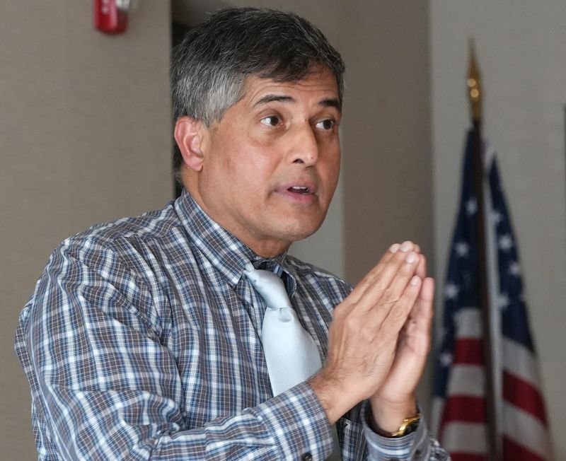 Immigration Attorney Farhad Setha talks about what is going on with immigrants and ICE during Sam DeShazior's Ward 1 meeting at the Highland Square Library on Wednesday, June 11, 2025.