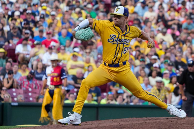The Savannah Bananas played the Texas Tailgaters at Great American Ball Park in 2025.