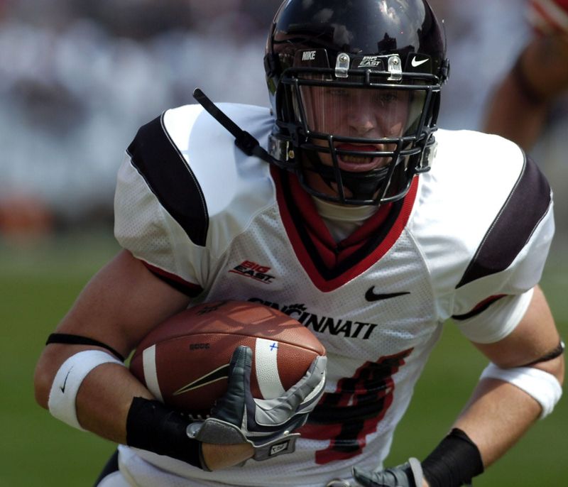 Clyde's Jared Martin catches a touchdown for Cincinnati against Ohio State in Columbus.