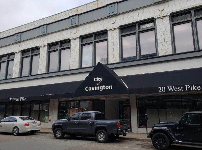 Two major figureheads have left their job with the city of Covington this week.