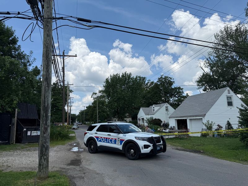 Police investigate a shooting at the intersection of Elbern Avenue and South Ashburton Road. A young male on a bike shot a woman who confronted him after he was seen breaking into cars at a nearby apartment complex just after 5 a.m. on July 11, police said.