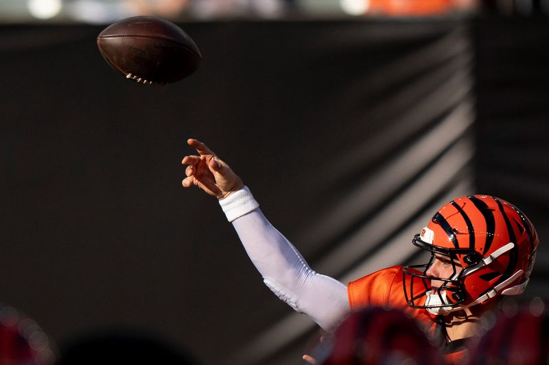 Cincinnati Bengals quarterback Joe Burrow (9) throws a pass during Bengals Camp practice at Paycor Stadium in Cincinnati on Aug. 2, 2025.