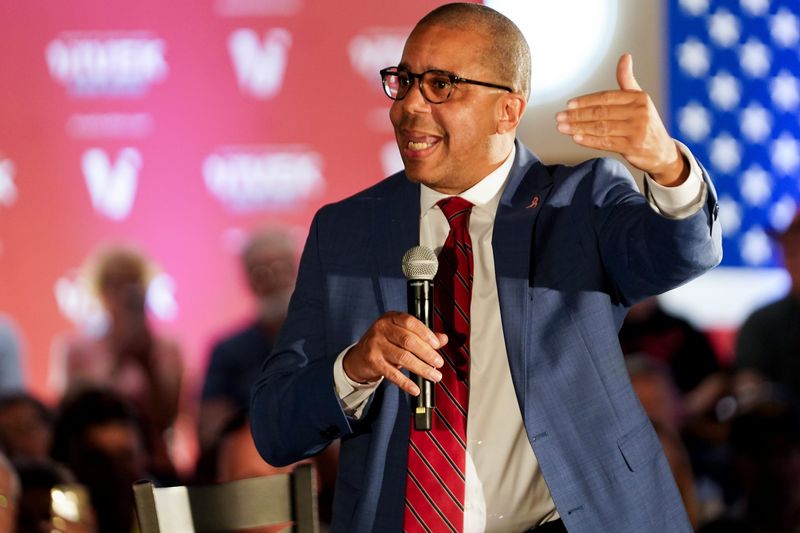 Former Cincinnati City Council member Christopher Smitherman speaks during Ohio Republican gubernatorial candidate Vivek Ramaswamy’s town hall on crime on Aug. 4.