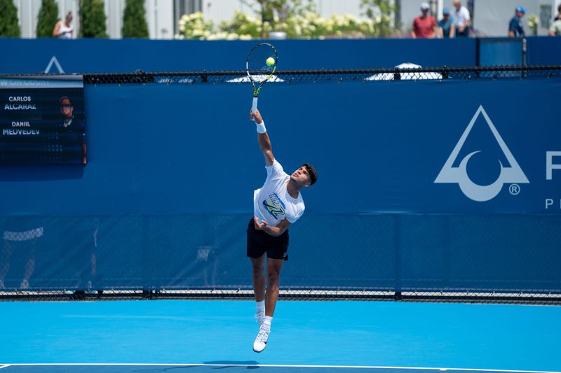 Carlos Alcaraz of Spain on the practice court at the Cincinnati Open on August 5, 2025.