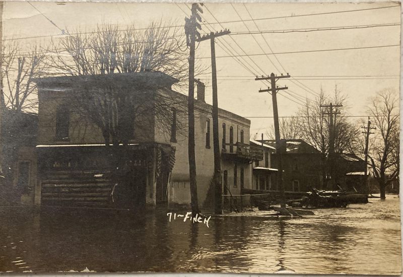 The 1913 flood as photographed by Frank Finch.