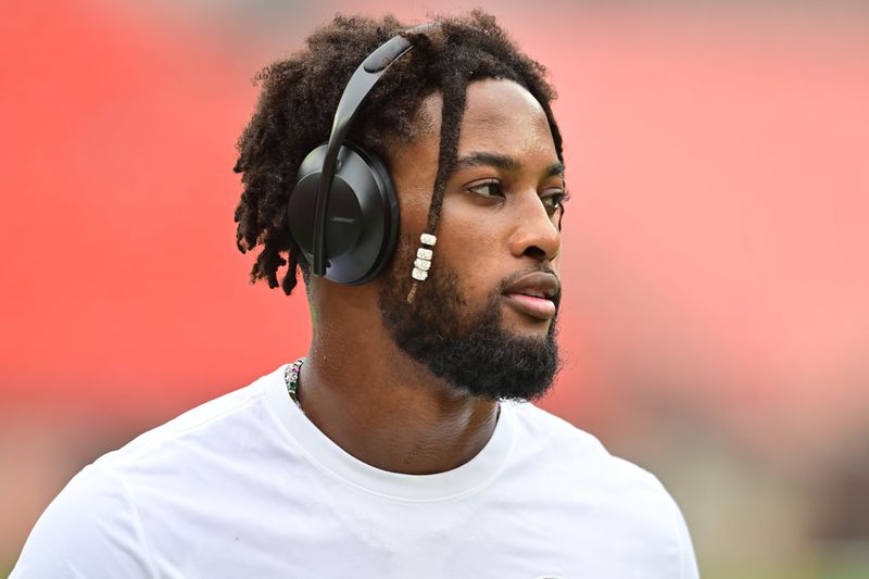 Aug 23, 2025; Cleveland, Ohio, USA; Cleveland Browns cornerback Denzel Ward (21) warms up before the game between the Browns and the Los Angeles Rams at Huntington Bank Field. Mandatory Credit: Ken Blaze-Imagn Images