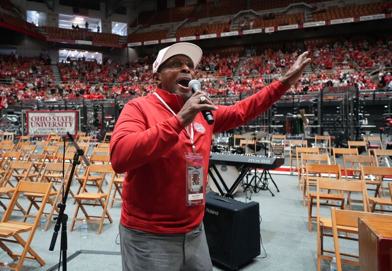 Archie Griffin talks with the crowd during the Ohio State University Marching Band Skull Session before the Texas at Ohio State football game at Ohio Stadium in Columbus on Saturday, Aug. 30, 2025.