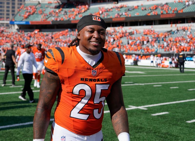 Cincinnati Bengals running back Tahj Brooks (25) celebrates the Bengals win over the Jacksonville Jaguars at Paycor Stadium on Sunday, September 14, 2025.