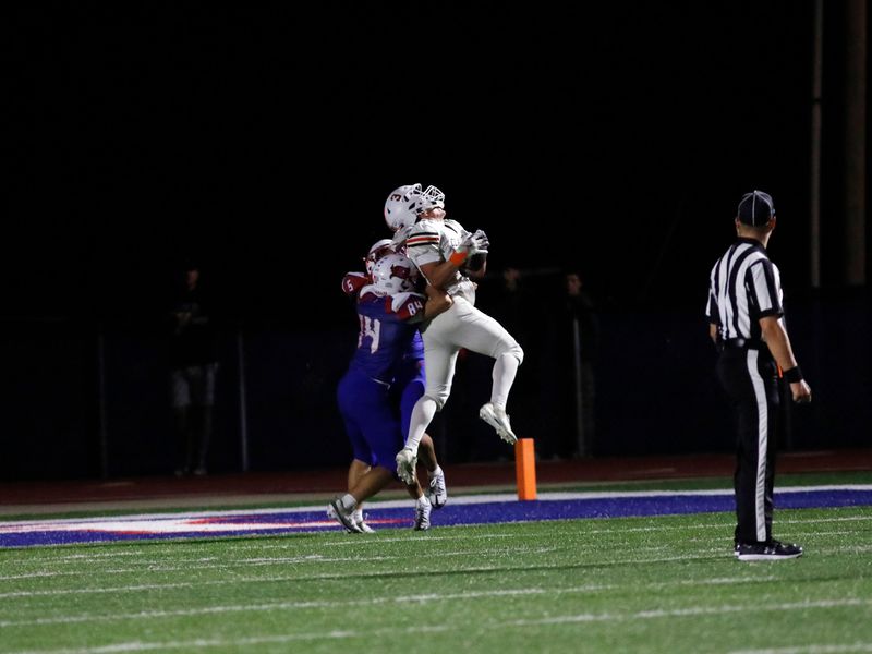 Claymont's Mason Bailey catches a touchdown pass against Garaway in an Inter-Valley Conference high school football game on Friday Sept. 26, 2025, in Sugarcreek, Ohio. Garaway won, 33-6, to improve to 5-1.