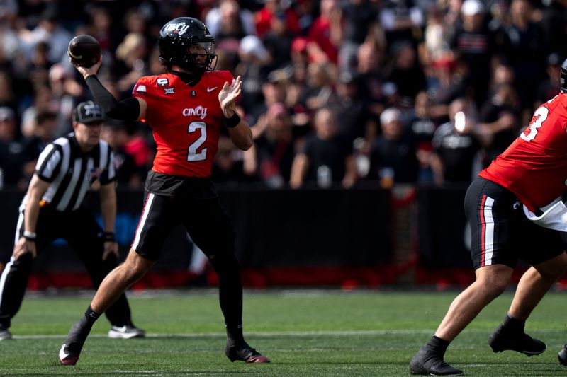 In October 2025, college football analyst Matt Leinart said then-Cincinnati quarterback Brendan Sorsby deserved Heisman Trophy consideration.