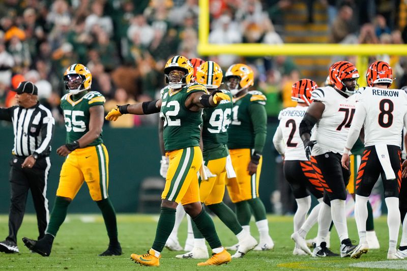 Green Bay Packers defensive lineman Rashan Gary (52) reacts to a missed field goal by the Cincinnati Bengals at Lambeau Field in Oct. 2025.