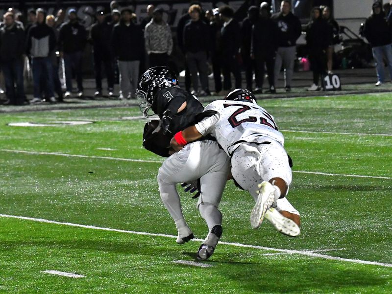 Lakota West defensive back Roman Combs (23) is a three-star recruit.