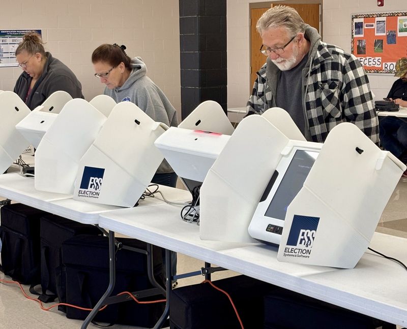 Voters cast ballots in last fall's general election in this Tribune file photo. The spring primary for 2026 in Ohio is on May 5.
