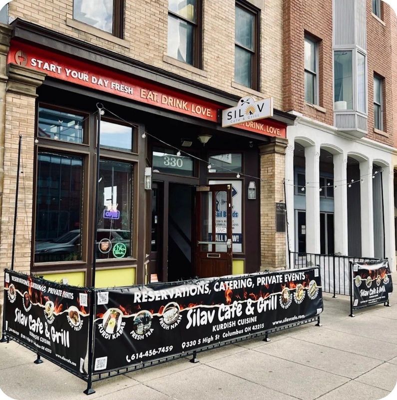 Silav Cafe and Grill