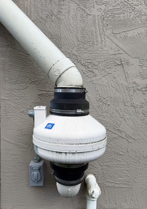 An outdoor radon mitigation system in Hilliard, Ohio.