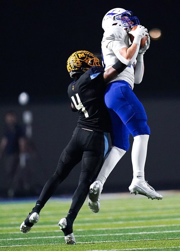 Logan Von Holle (19) is one of St. Xavier's top returners