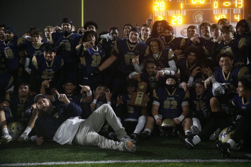 With a 28-13 win over Russell, the Lloyd Memorial Juggernauts won their second regional title in the last four seasons.