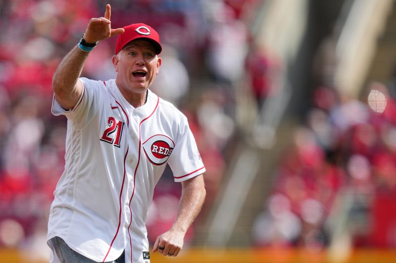 Former Reds first baseman Sean Casey