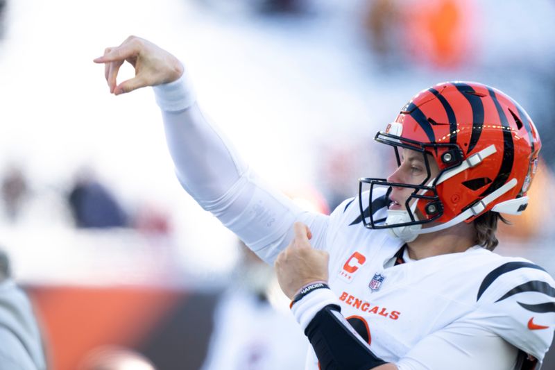 Cincinnati Bengals quarterback Joe Burrow (9) throws a pass before the NFL football game between Baltimore Ravens and Cincinnati Bengals at Paycor Stadium in Cincinnati on Dec. 14, 2025.