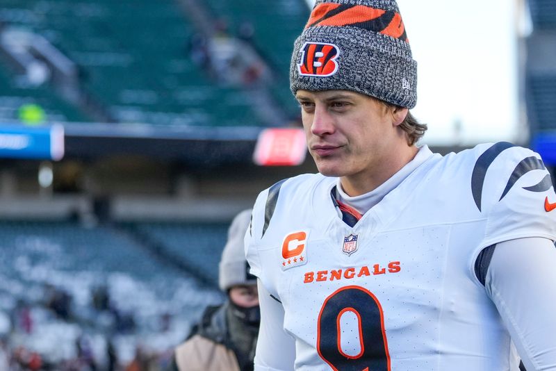 Cincinnati Bengals quarterback Joe Burrow (9) walks for the locker room after the fourth quarter of the NFL Week 15 game between the Cincinnati Bengals and the Baltimore Ravens at Paycor Stadium in Cincinnati on Sunday, Dec. 14, 2025. The Bengals were shut out, 24-0.