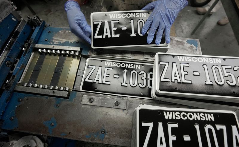Ohio could soon join Wisconsin and other states in allowing popular blackout license plates.