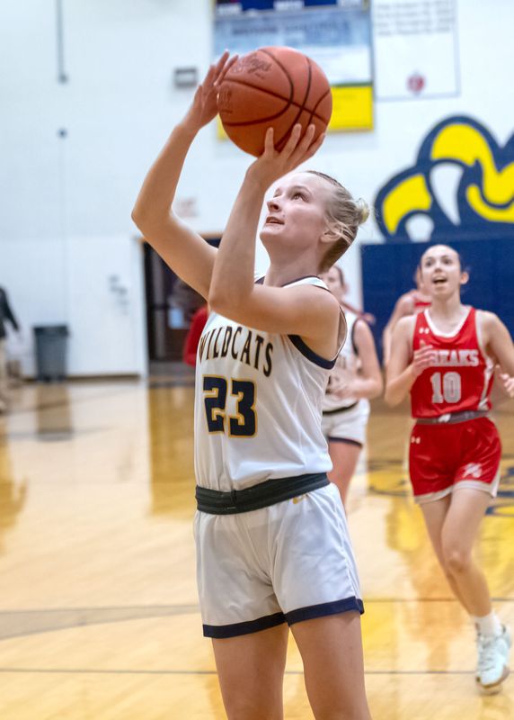 Woodmore's Kelsey Kaylor looks to score.