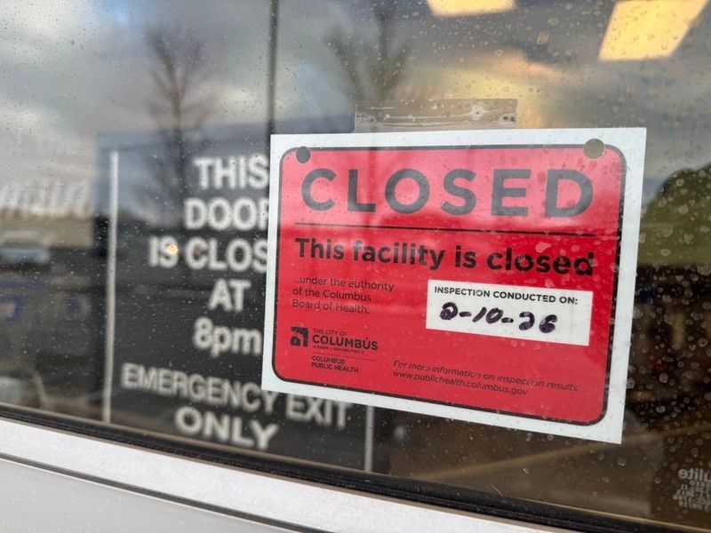 A Kroger store in Worthington Mall displays "closed" sign by Columbus Public Health.