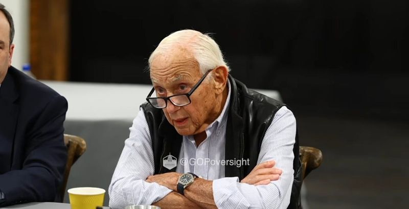 Ohio retail mogul Les Wexner is deposed by the House Oversight Committee on Feb. 18.