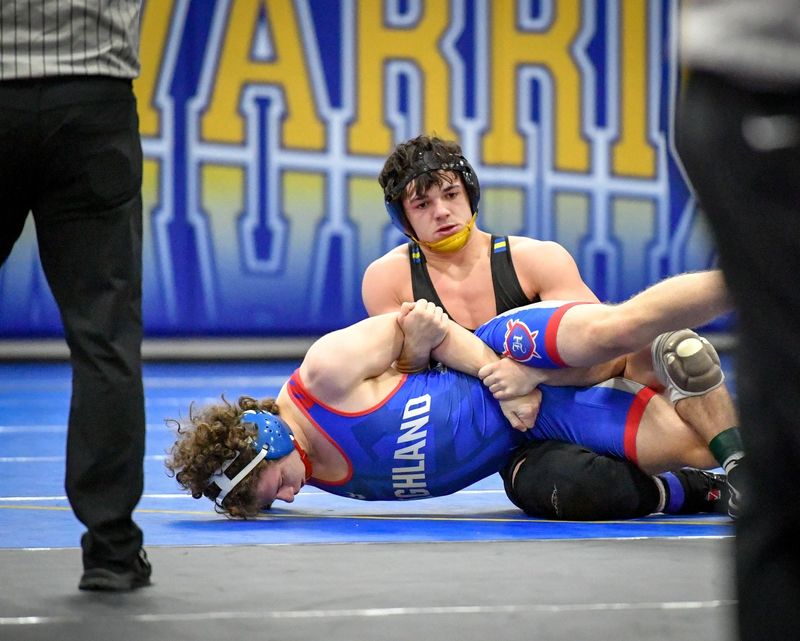 Ontario's Gavin Miller won a Mid-Ohio Athletic Conference championship on Saturday.