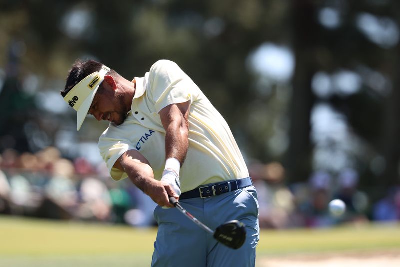 Apr 10, 2026; Augusta, Georgia, USA; Jason Day plays his shot from the third tee during the second round of the Masters Tournament at Augusta National Golf Club. Mandatory Credit: Bill Streicher-Imagn Images