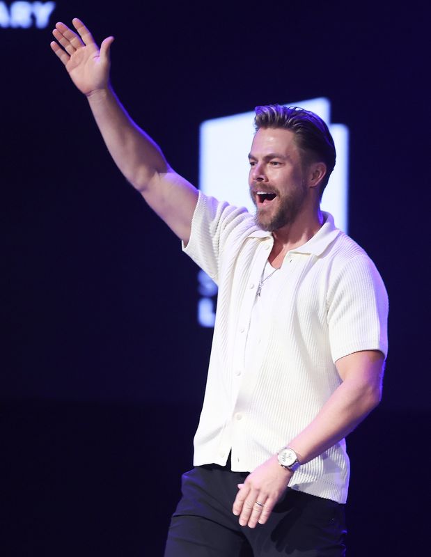 Derek Hough takes the stage to rousing applause during An Evening with Derek Hough | Speaking of Books Author Series, at First Christian Church in Plain Township. Thursday, April 23, 2026.