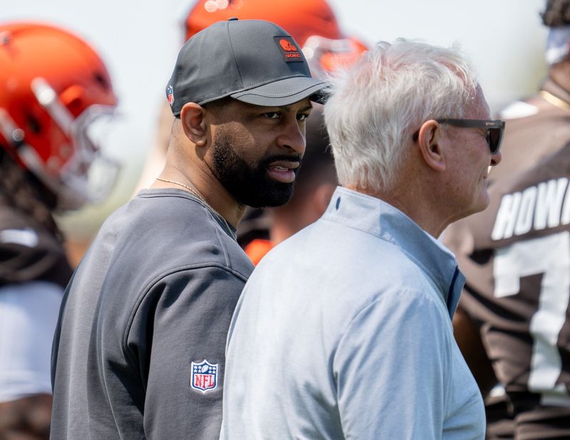 Andrew Berry, general manager, and Jimmy Haslam, owner, chat at the Browns mini camp in Berea on April 21, 2026.