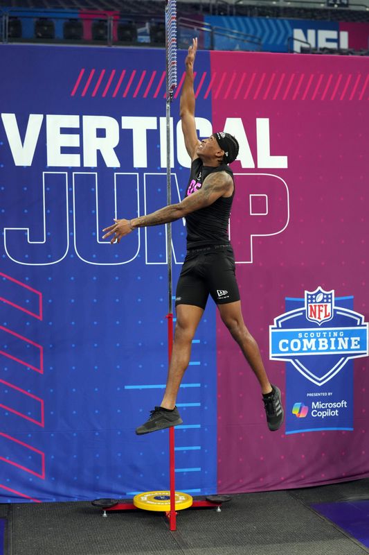 Feb 27, 2026; Indianapolis, IN, USA; Washington defensive back Tacario Davis (DB05) during the NFL Scouting Combine at Lucas Oil Stadium. Mandatory Credit: Kirby Lee-Imagn Images
