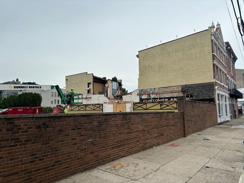 A developer will give the old Grammer's building new life by rehabbing the bar and adding 129 apartments. Construction has started and is expected to finish in 2027.