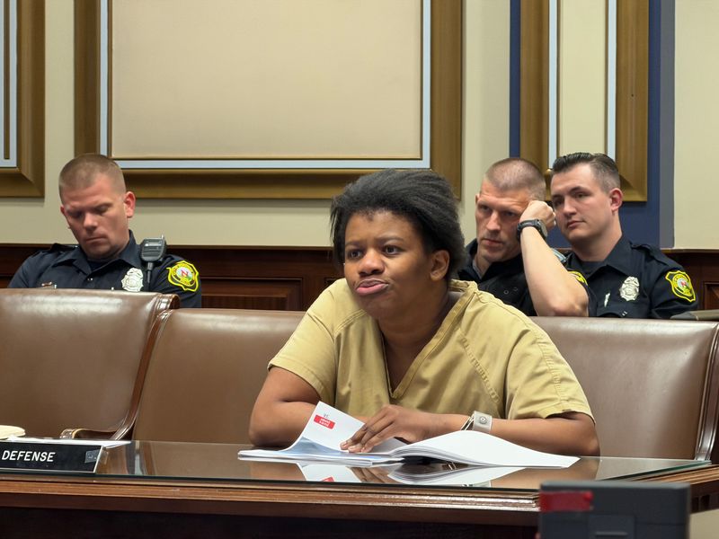 Iesha Harris was ordered to be held in jail without bond during a May 4, 2026 hearing following a police chase that sent an officer to the hospital.