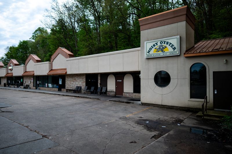 The Noisy Oyster Neighborhood Tavern, May 5, 2026, at 1375 N Portage Path in Akron, Ohio.