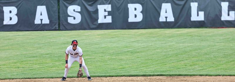Oak Hills shortstop Wil Kraus during their baseball game against Mason Friday, May 8, 2026.