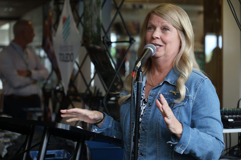 Kim Kaufman, executive director of the Black Swamp Bird Observatory, introduced the Biggest Week in American Birding for the event opening ceremony on May 8, 2026.