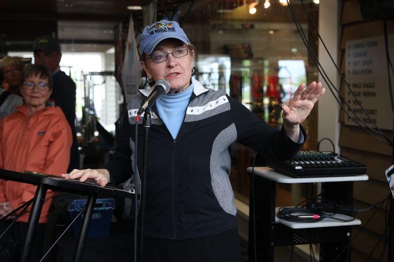Rep. Marcy Kaptur, D-Toledo, together with Rep. Bob Latta, R-Bowling Green, introduced a bipartisan resolution proclaiming May 8 through May 17, 2026, as “National American Birding Week.” Kaptur announced it at the opening of the Biggest Week in American Birding.