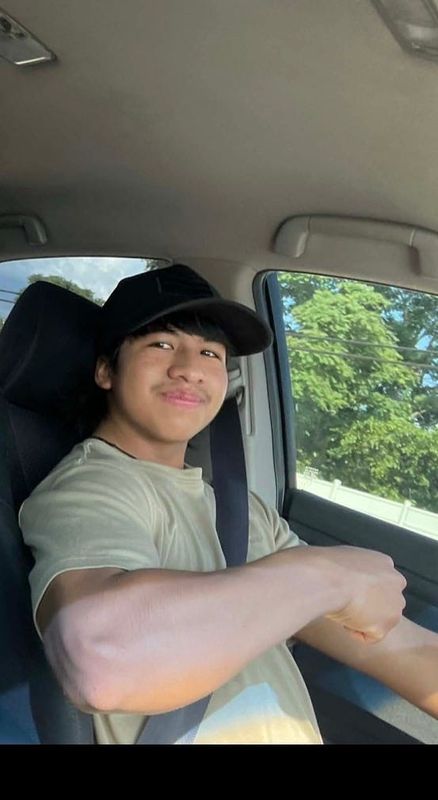 Nelbi Chun De Leon is being held in Kenton County Detention Center for U.S. Immigration and Customs Enforcement, after being stopped for alleged traffic violations on April 15. Advocates want him released so he can attend his high school graduation.