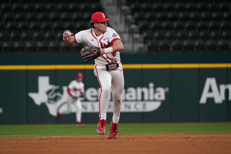 Feb 28, 2025; Arlington, TX, USA; The Auburn Tigers and Ohio State Buckeyes play a game during the Amegy Bank College Baseball Series presented by Kubota Weekend 3 at Globe Life Field. Mandatory Credit: Raymond Carlin III-Imagn Images