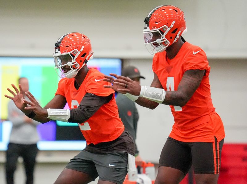 Quarterbacks Shedeur Sanders and Deshaun Watson at the Browns OTA camp in Berea on May 20, 2026.